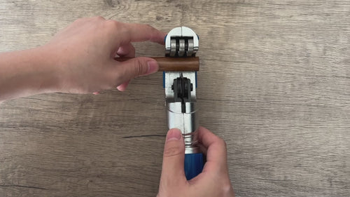 CT-532＆CT-207 Tubing Cutter Tube Deburring Tool Combo, Pipe Cutter for 3/16-in to 1 1/4-in Dia. Aluminum, Copper, PVC, Stainless Steel Tubes Pipe Cutters iCrimp